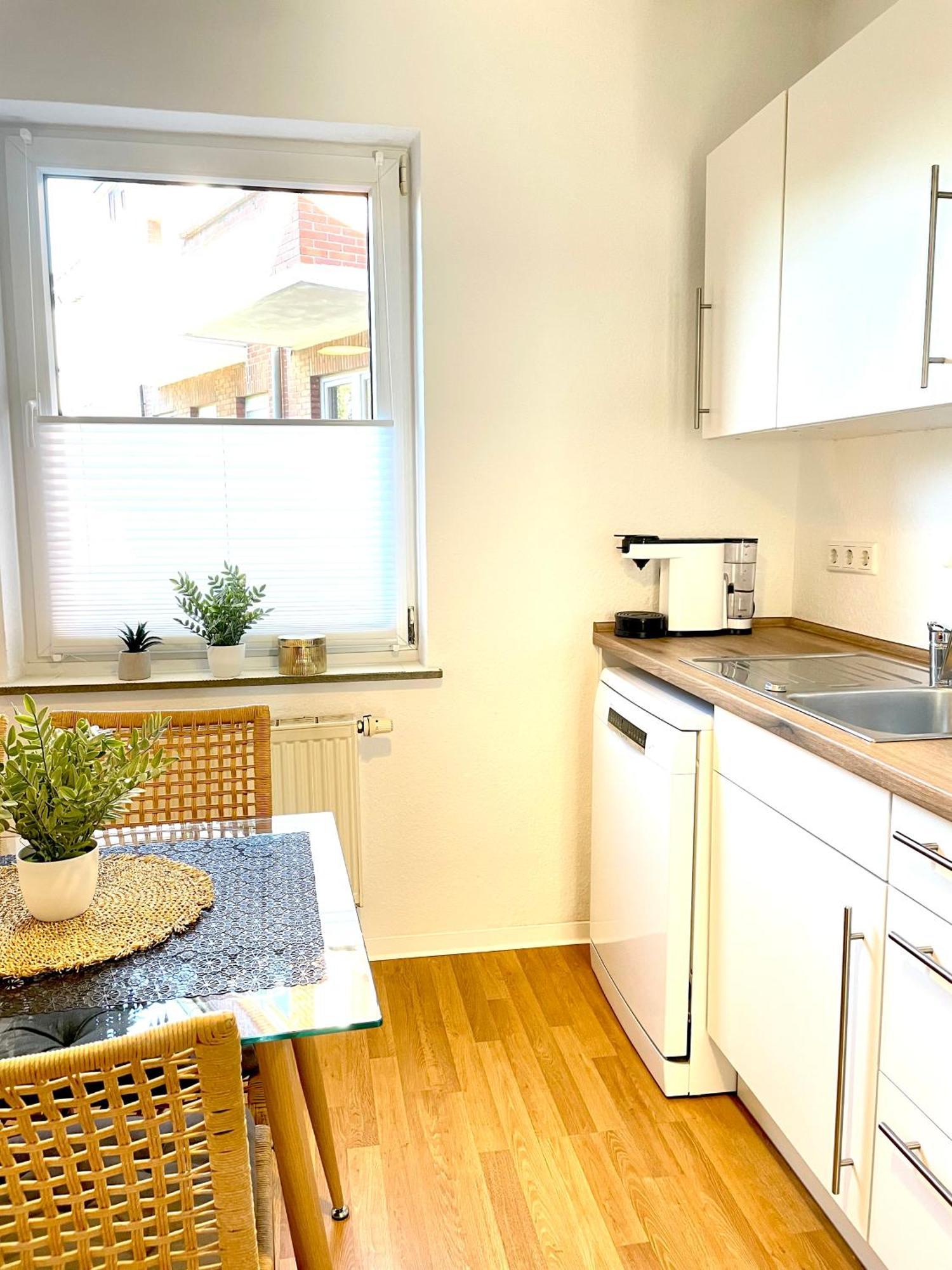 Wlan,Smart Tv,4 Betten, Zentral Emden Exterior foto